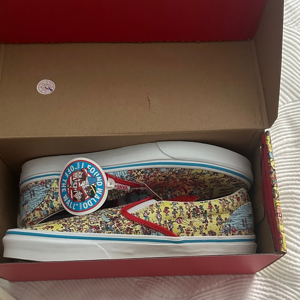 Vans Where's Waldo? Slip-on Shoes with Box and tags